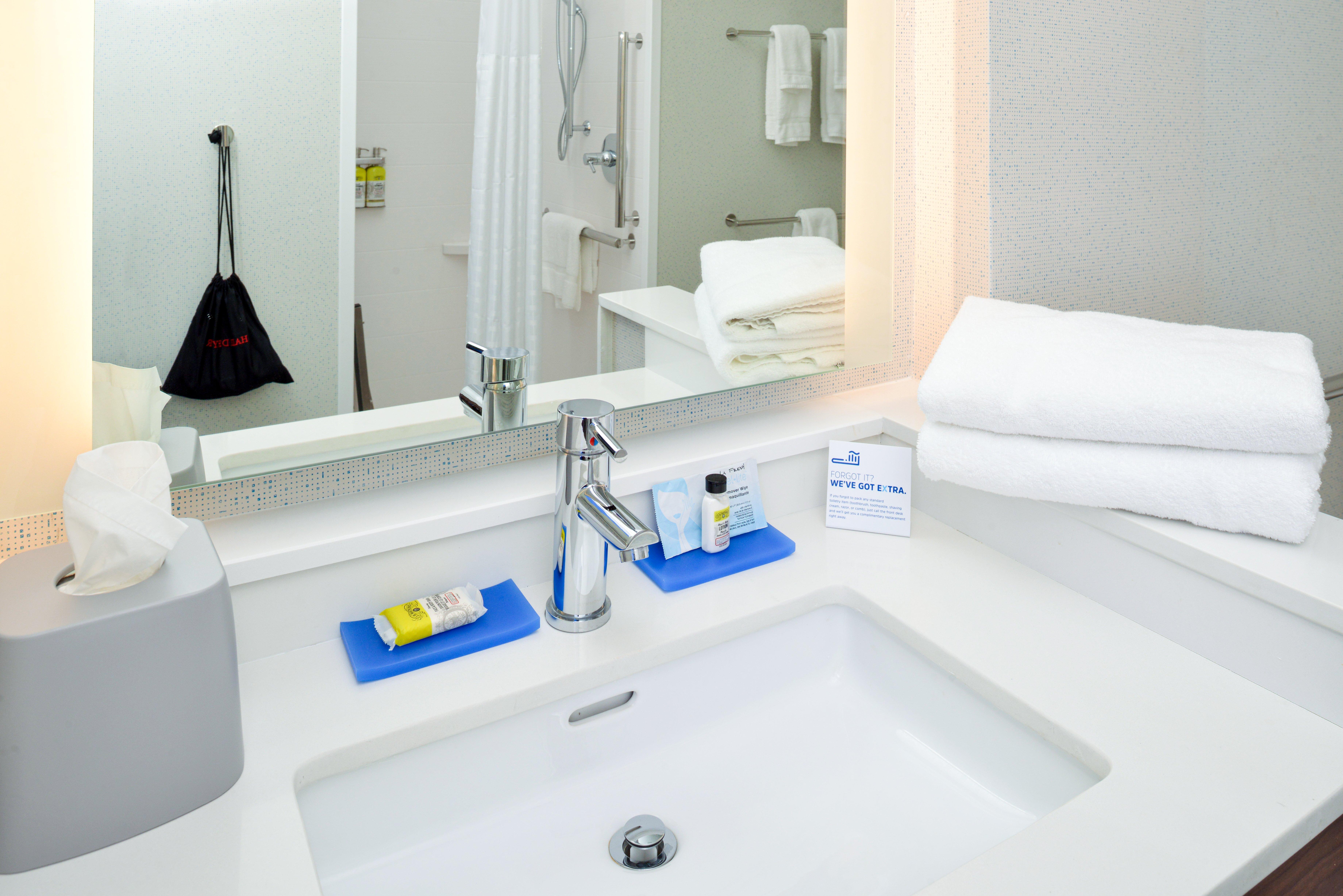 Holiday Inn Express & Suites - Elko By Ihg Bagian luar foto
