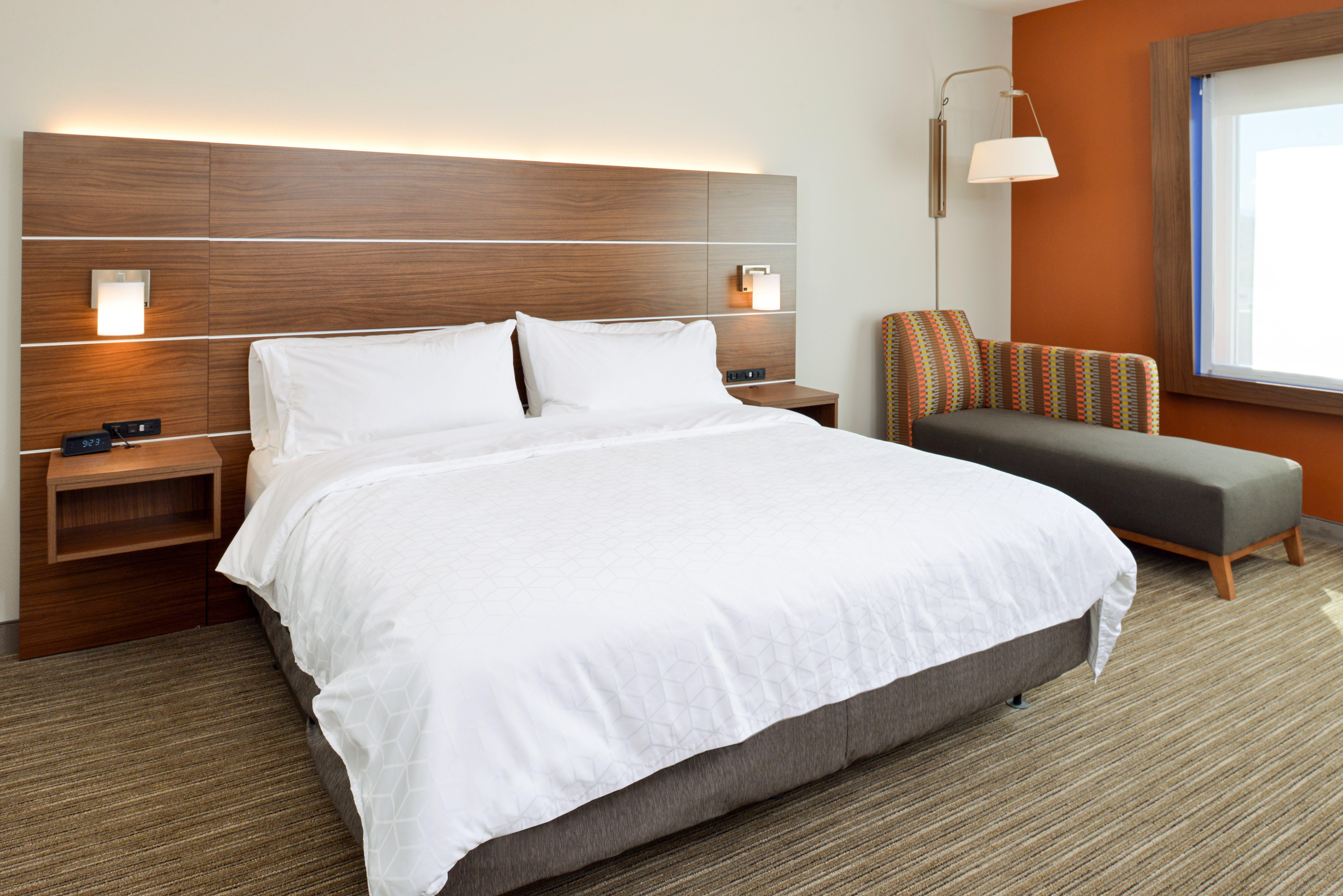 Holiday Inn Express & Suites - Elko By Ihg Bagian luar foto