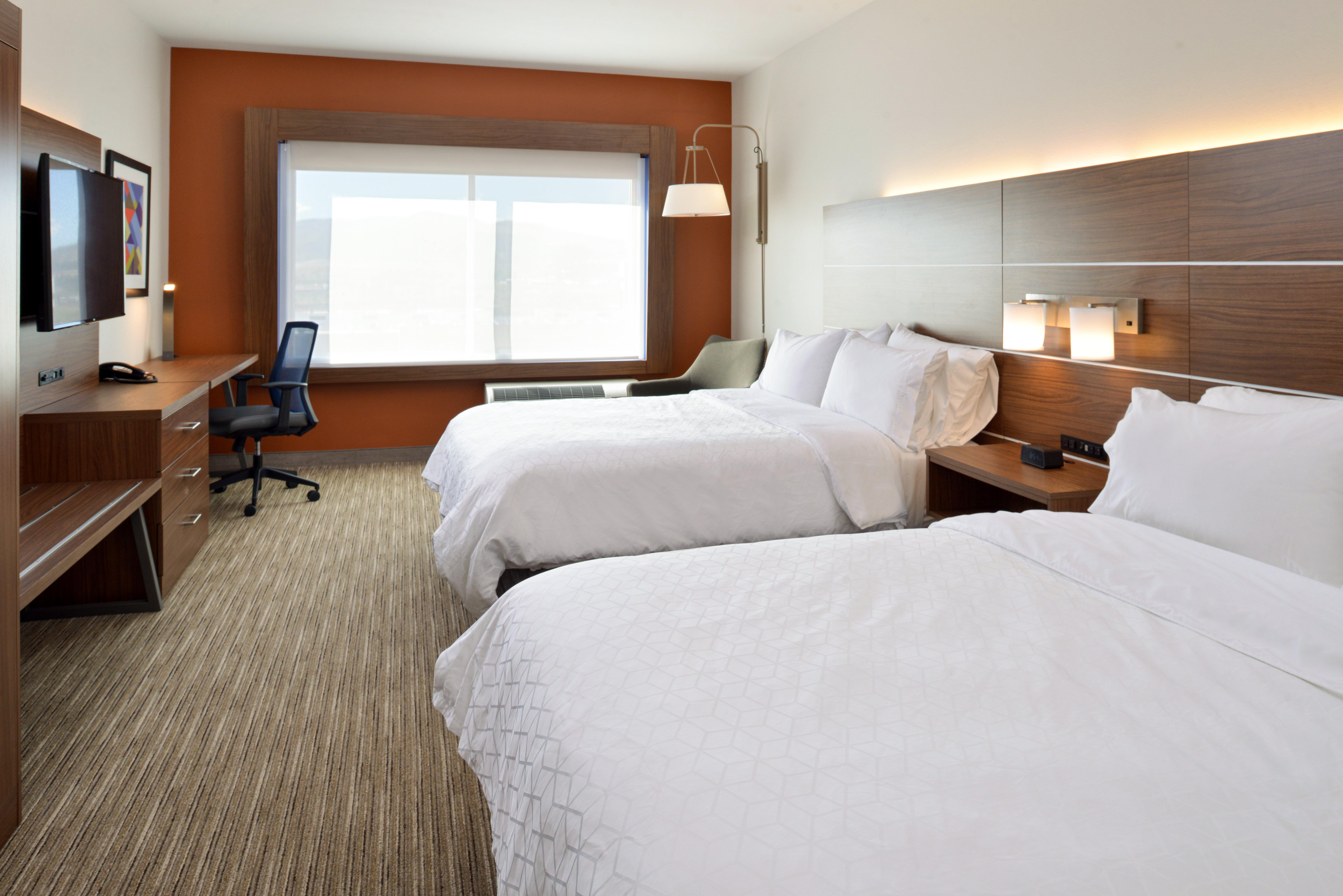Holiday Inn Express & Suites - Elko By Ihg Bagian luar foto