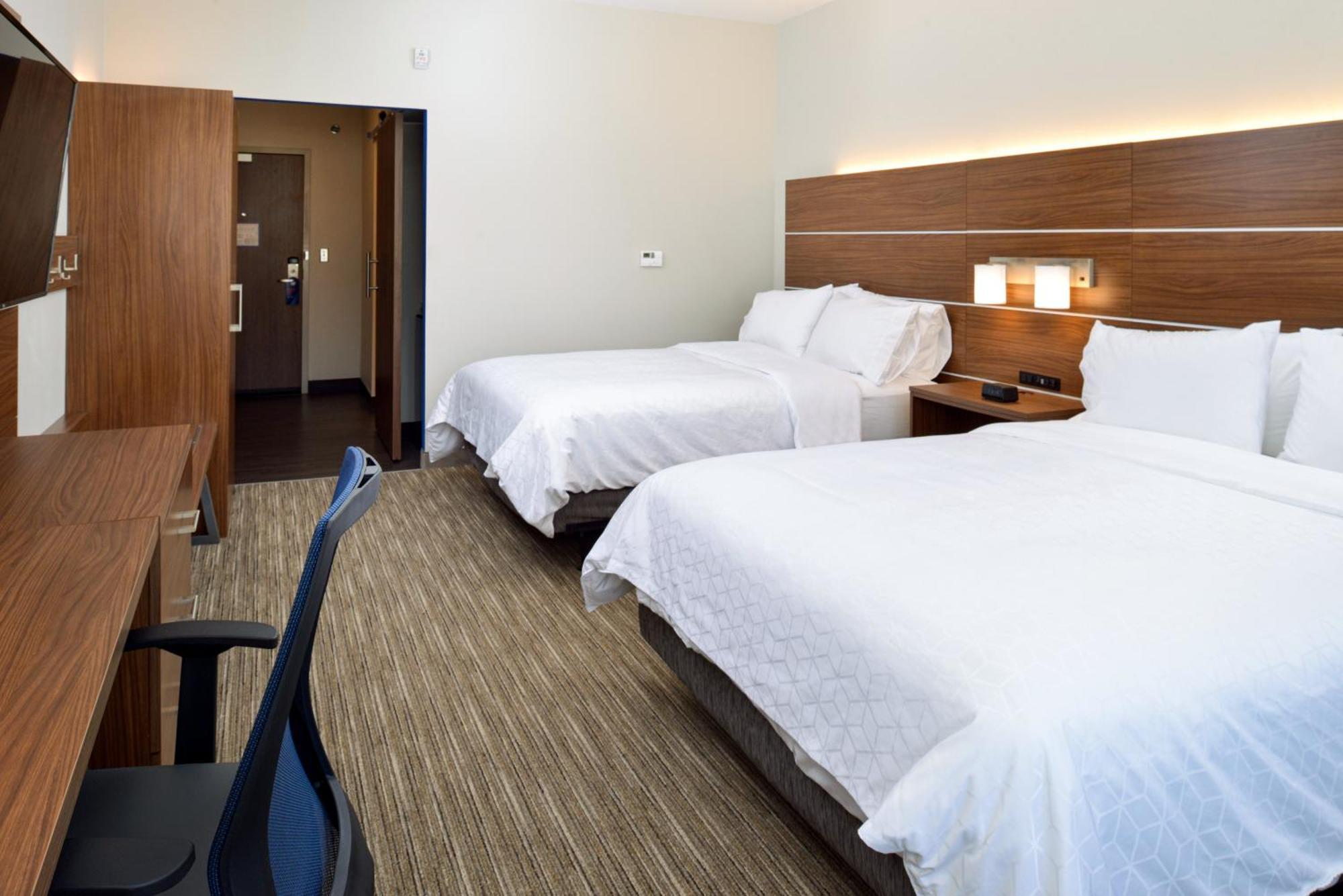 Holiday Inn Express & Suites - Elko By Ihg Bagian luar foto