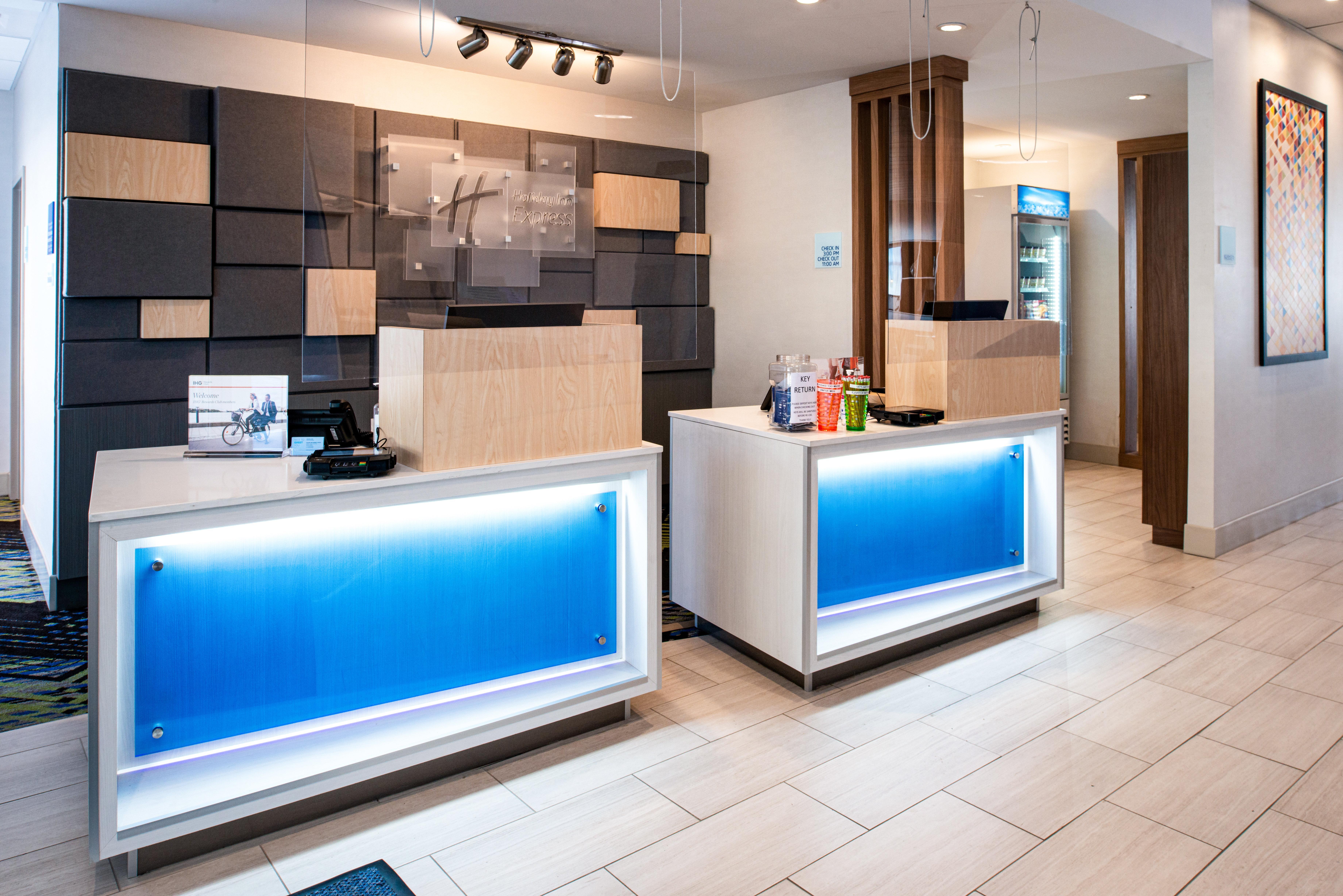 Holiday Inn Express & Suites - Elko By Ihg Bagian luar foto